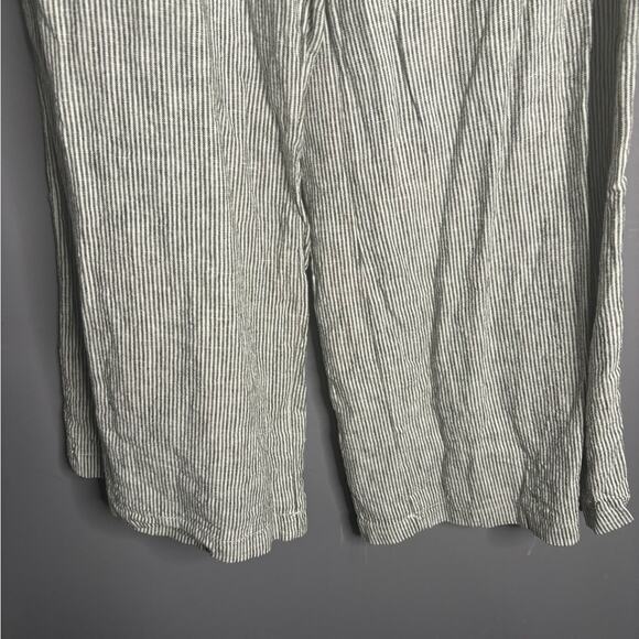 Max Studio Gray and White Striped Belted Wide Leg Pants Size Small - Picture 2 of 6